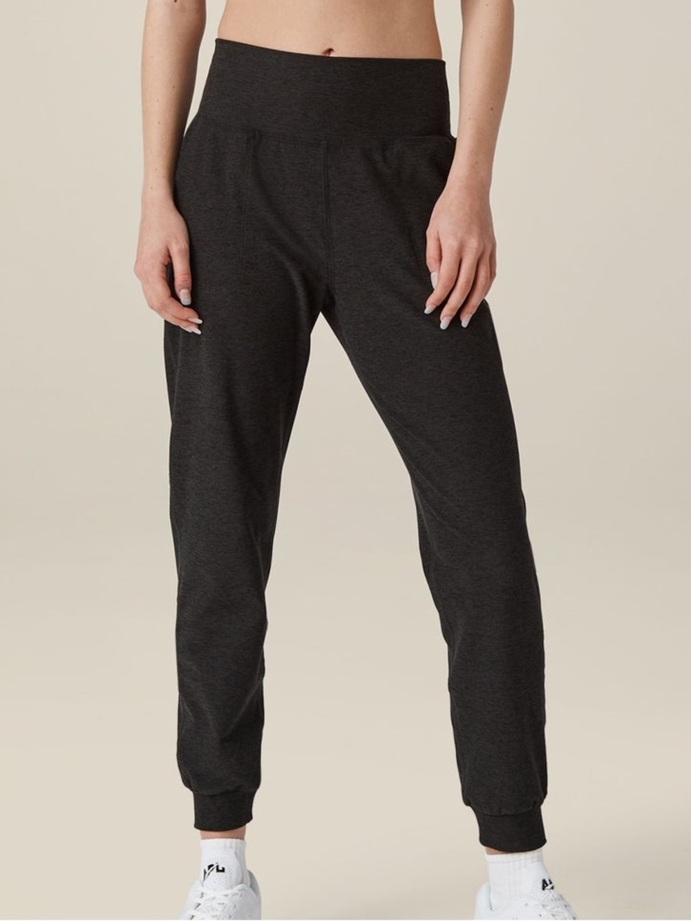 Beyond Yoga Spacedye Out Of Pocket High-Waisted Midi Joggers Black Size Medium
